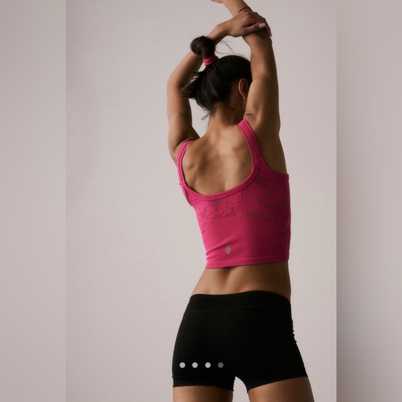 NWT FREE PEOPLE FP Movement Evergreen Brisk Cami M/L “Berry” SOLD OUT ONLINE - Picture 4 of 10